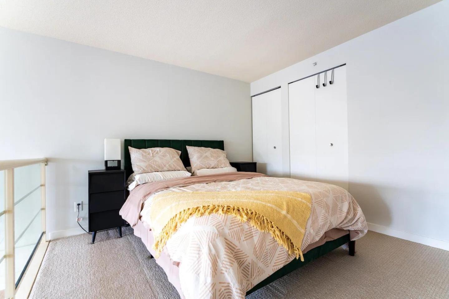 Loft In Downtown Vancouver With Free Parking 외부 사진